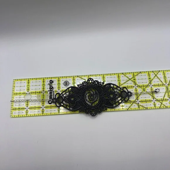 Handmade Gray Lace Bracelet - Picture 5 of 5